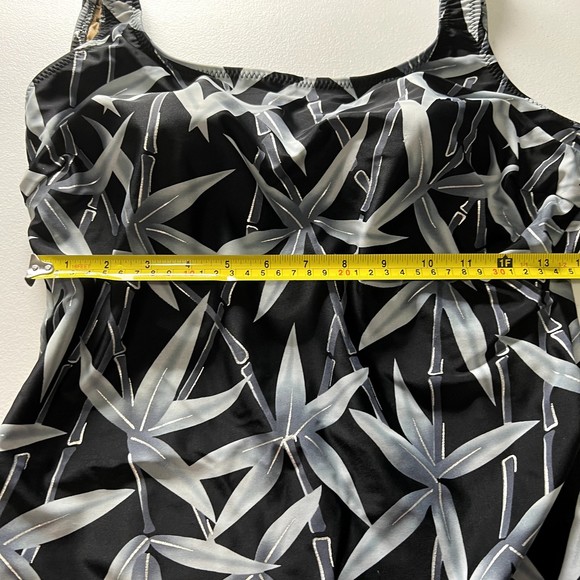 NWOT Retail $119 T.H.E. Women's swimsuit, front skirt, Bamboo Print, size XL - Picture 8 of 16